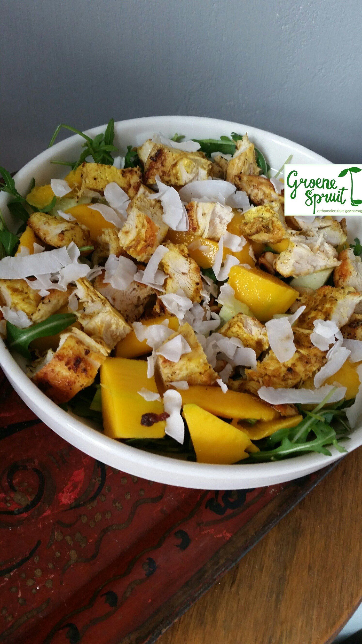 Tropische salade lunch paleo oerdieet
