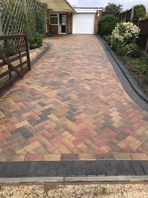 driveway pressure wash cleaned & HD sealed in Bournemouth Dorset by All Surface Care
