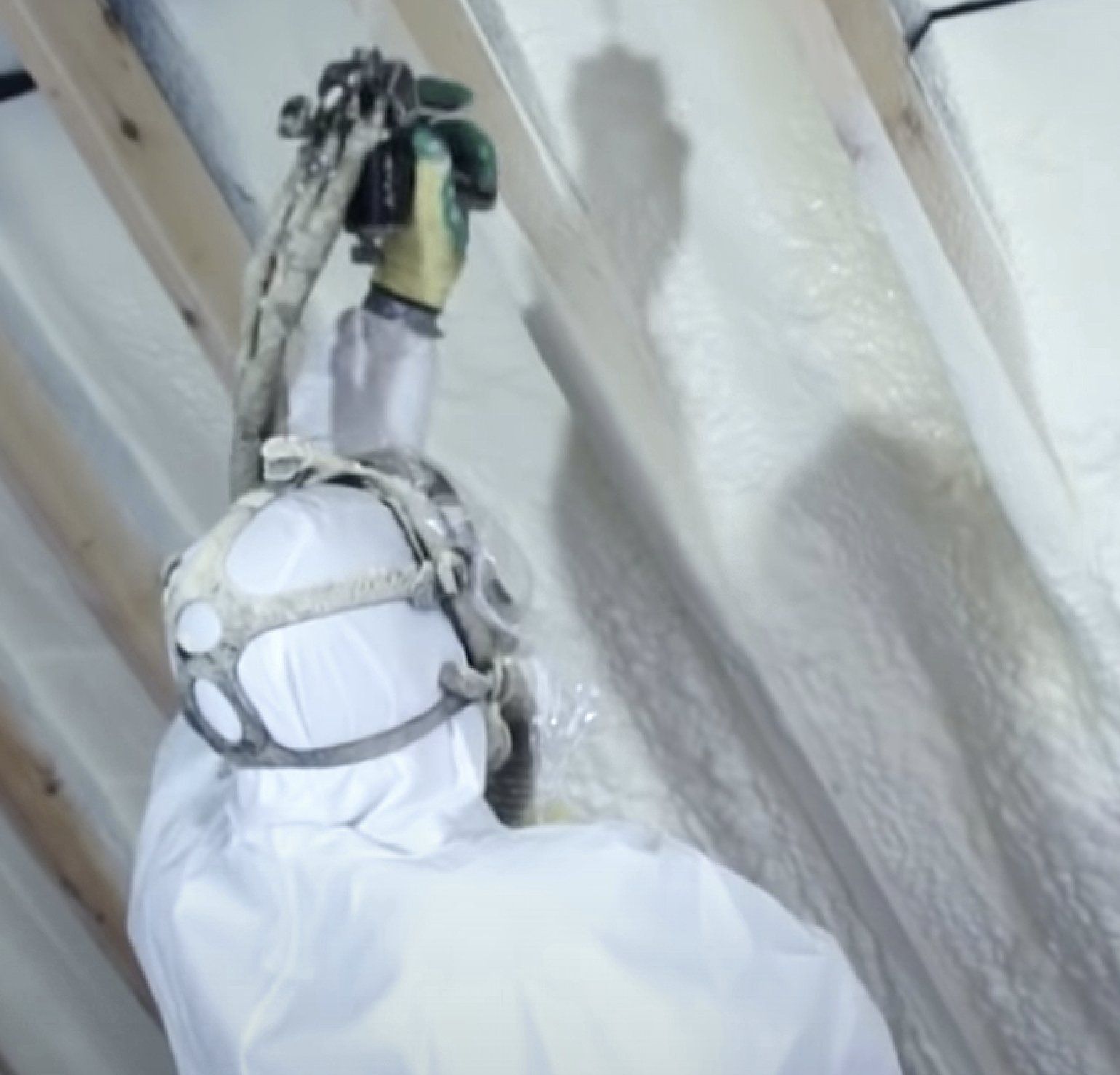 attic spray foam insulation Des Moines