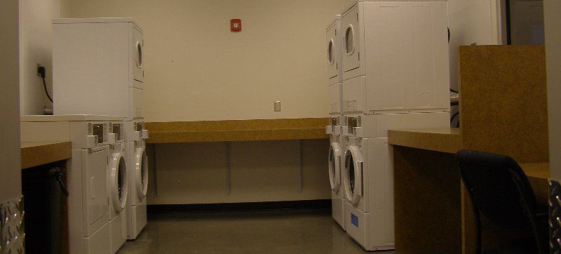 Laundry facilities for overnight travleers