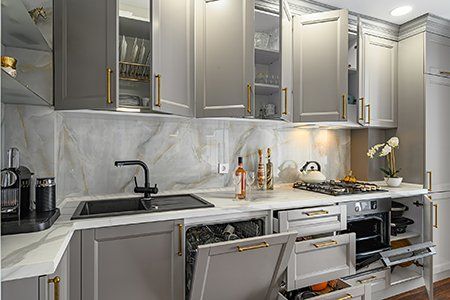 Modern Classic Kitchen — Fort Myers, FL — Fine Countertops