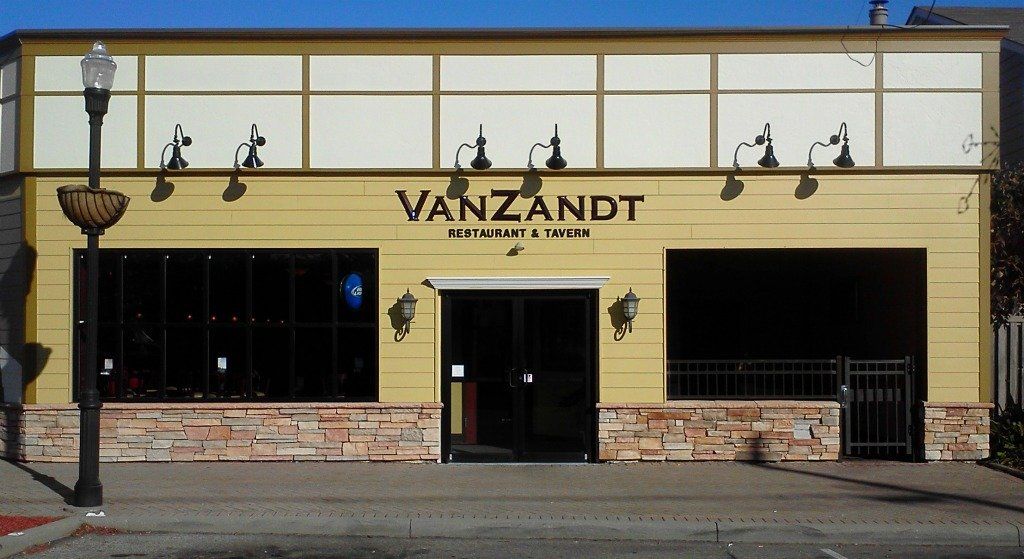 Non-Illuminated Formed Plastic Letters