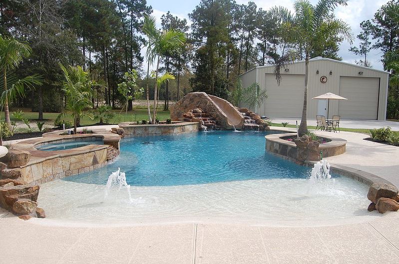 custom pool installation