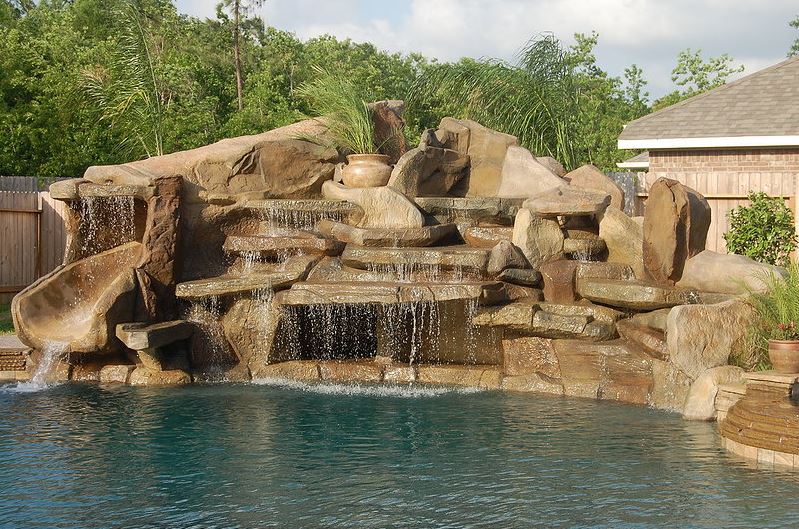 custom pool installation