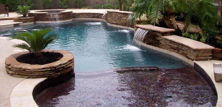 custom pool installation