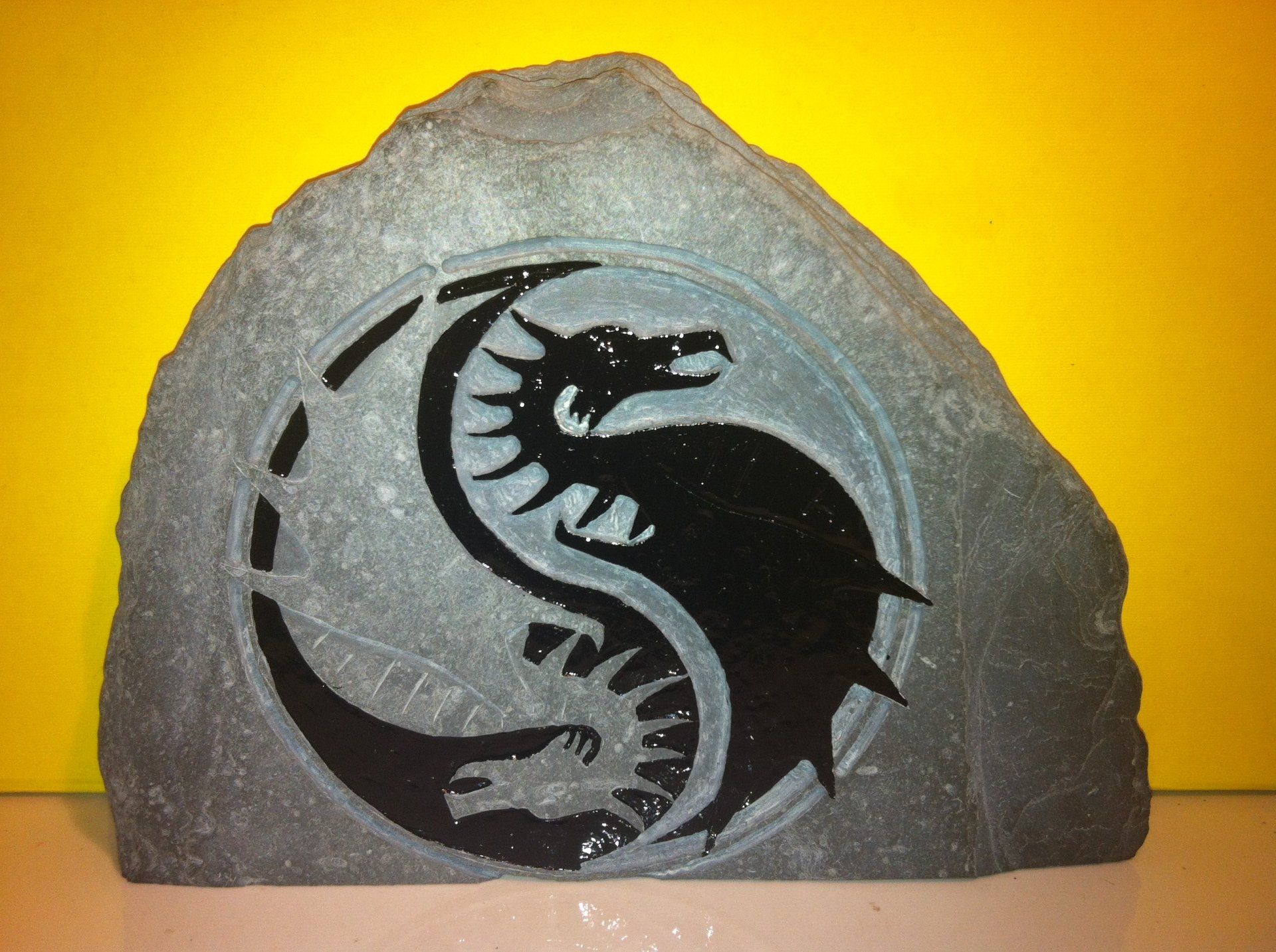 yin yang dragon