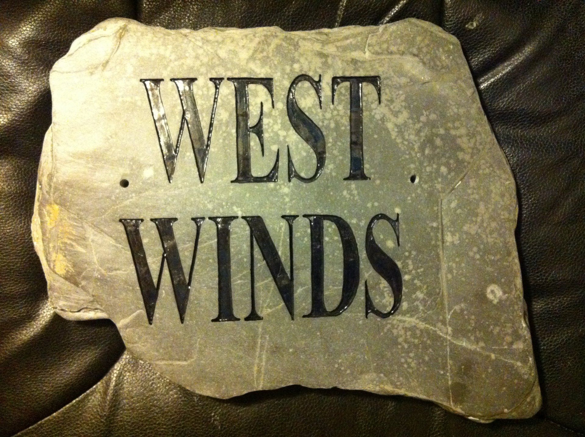 House Signs
House Signs by Slate of the Art
Hand Engraved House Signs
Made in Porthleven
Hand Made in Cornwall
Hand Made House Signs