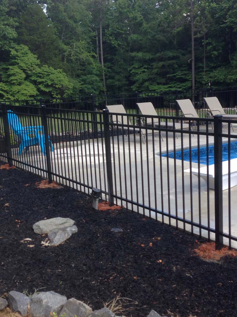 fence builder
