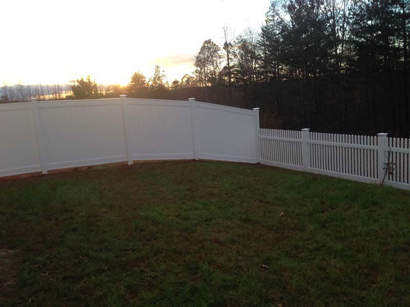 Residential Vinyl Fence