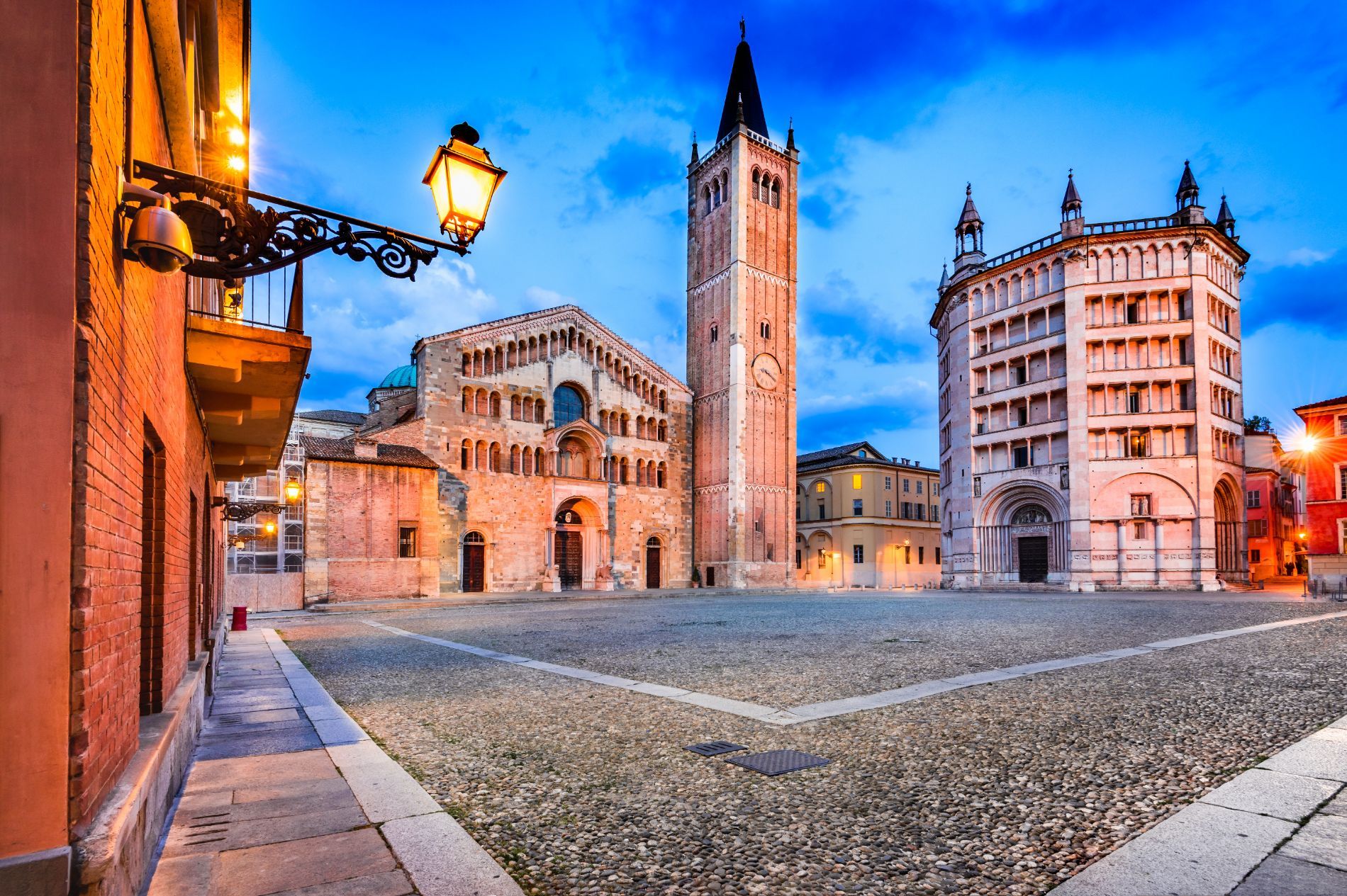 agenzia per servizi immobiliari nel centro di Parma