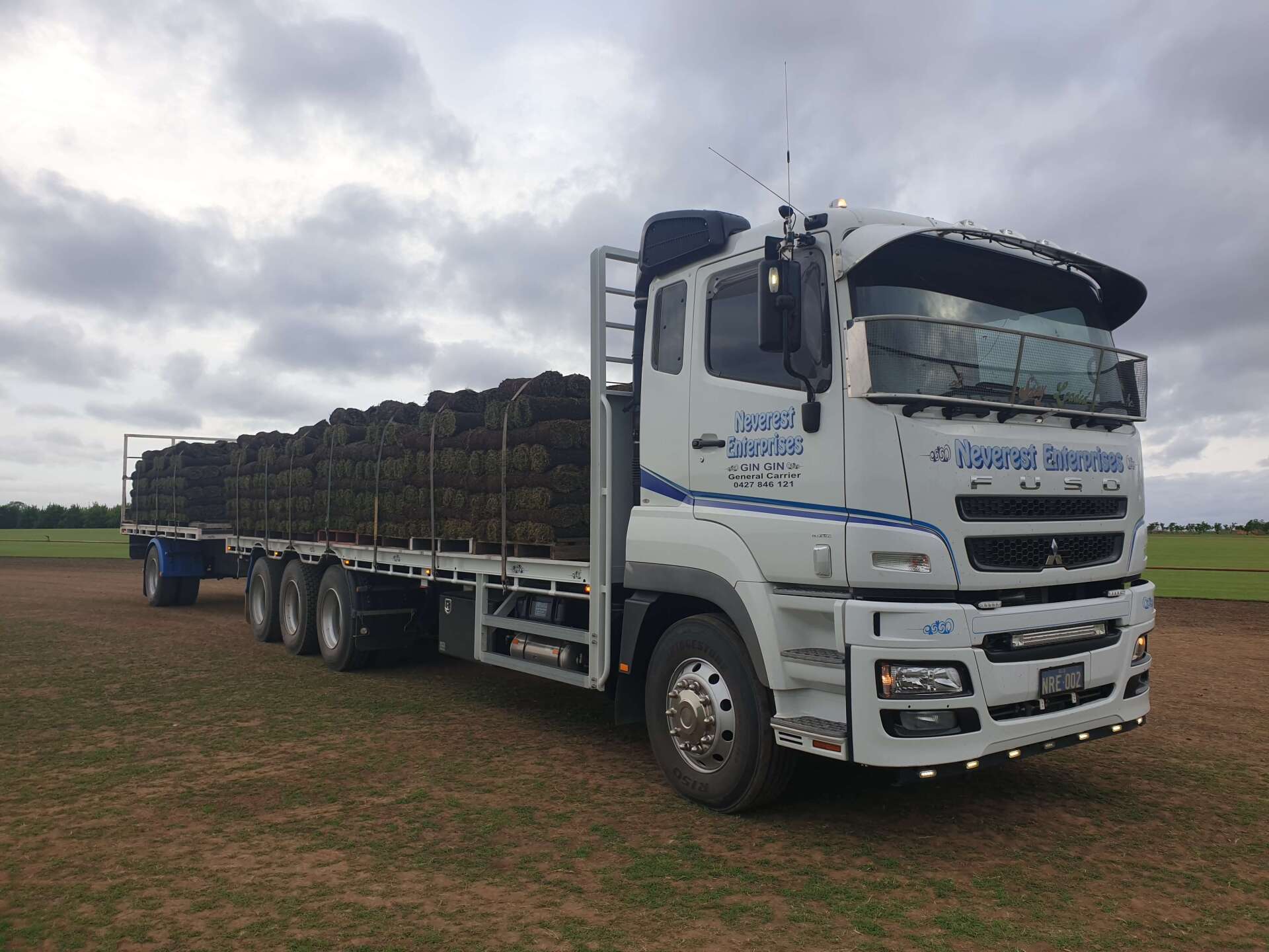 Delivery Truck β Deliveries in Gin Gin, QLD