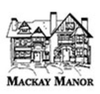 Un dessin en noir et blanc d'une maison avec les mots Mackay Manor écrits en dessous.
