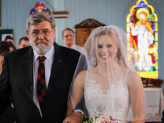 Bride — James Brown Signature Weddings in Mount Pleasant, QLD