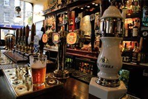 Traditional pub - Crieff - Station Bar - Bar Bar