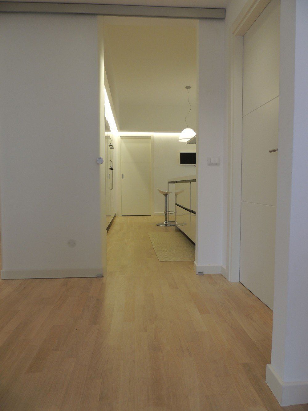 corridoio abitazione con parquet