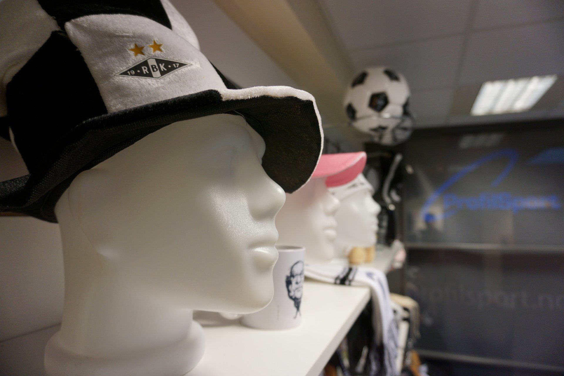 RBK hatt og caps 