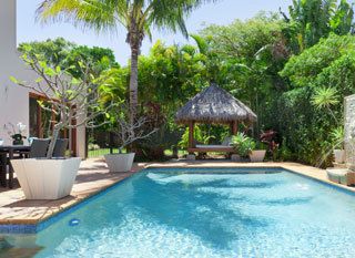 new pool contractor Navarre, FL