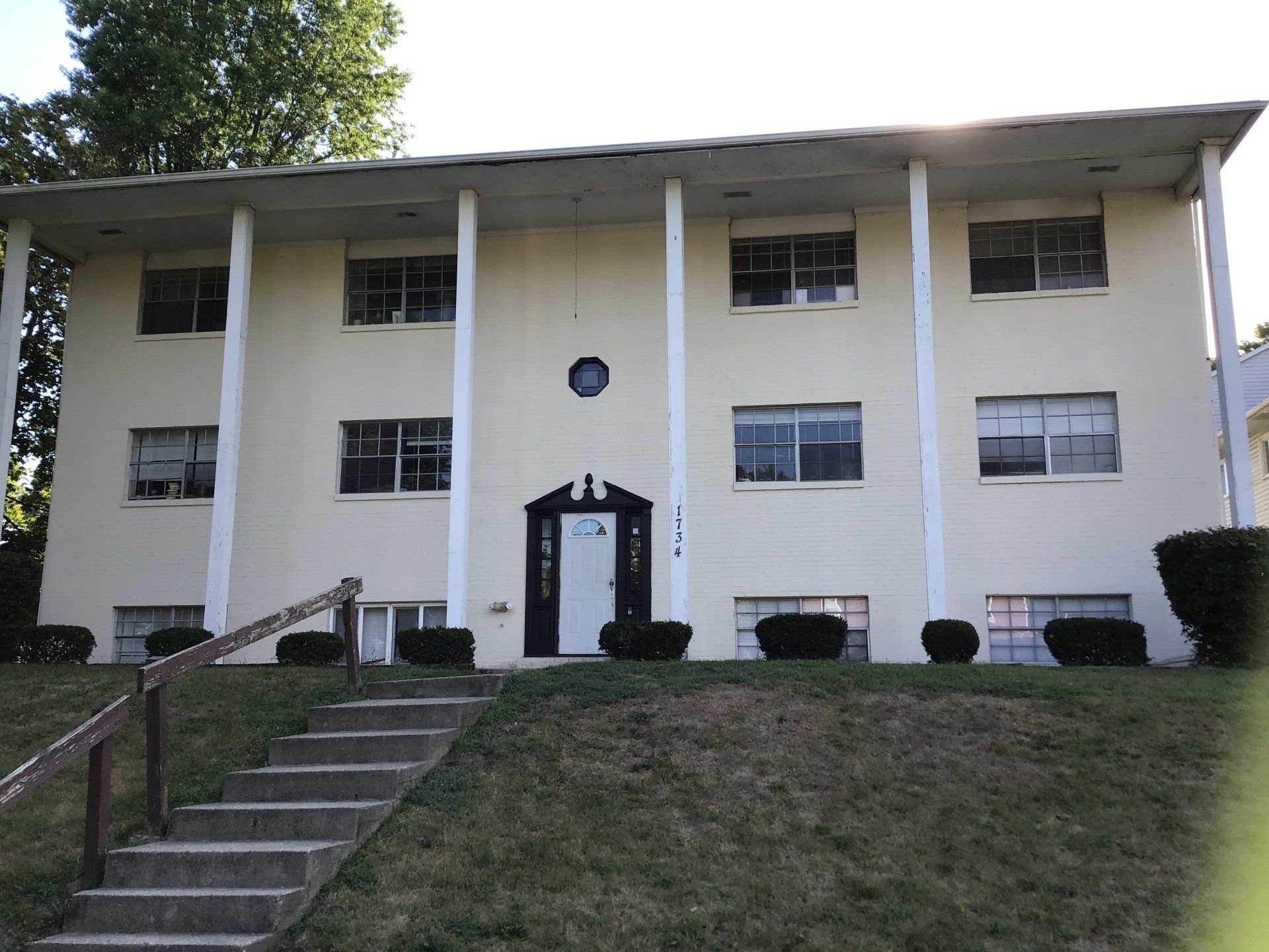 1734 Summit St.