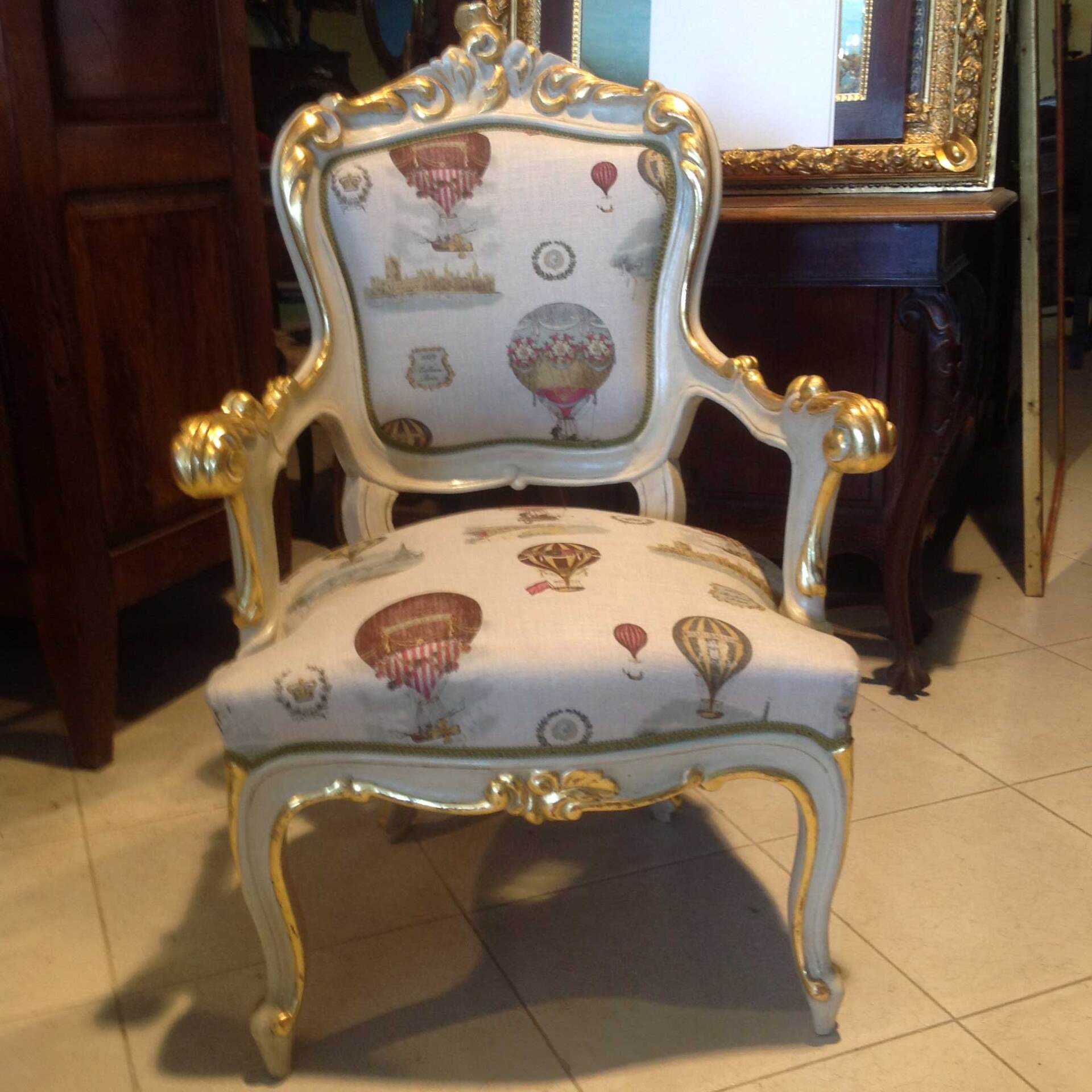 servizio restauro poltrone e sedie