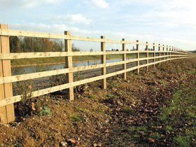 Fencing and decking - Cupar, St Andrews, Fife, Dundee - Garden Design - Fencing Fencing and decking - Cupar, St Andrews, Fife, Dundee - Garden Design - Fencing