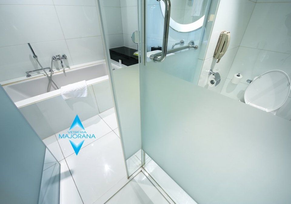 vetrata satinata per bagno