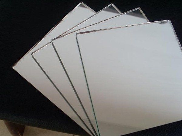 Lavorazione specchi