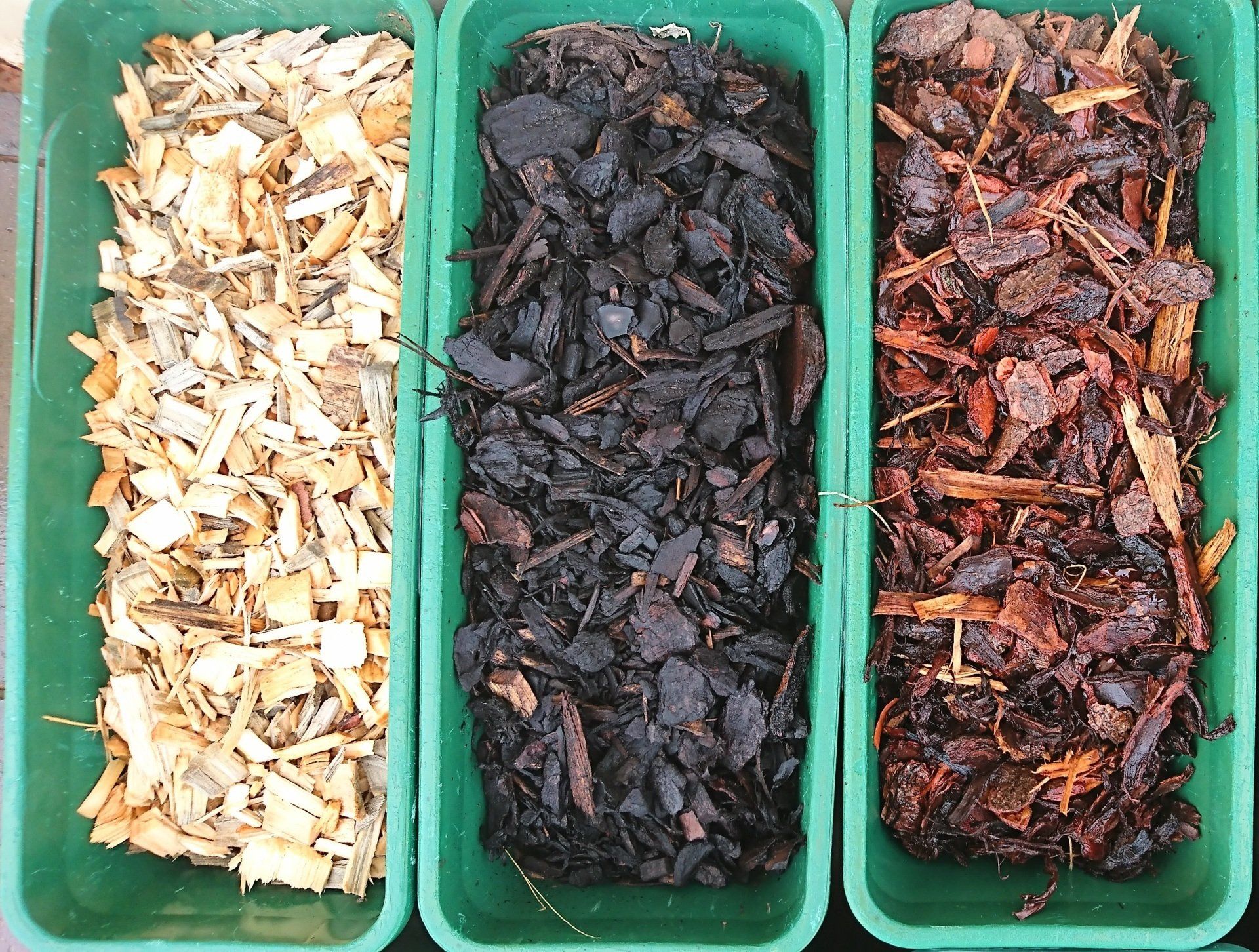 bark and mulch mixture