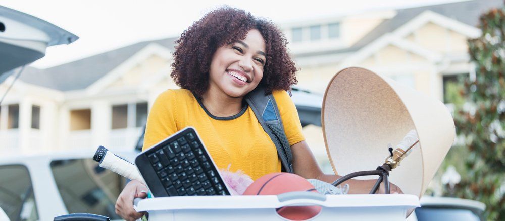 college girl moving in