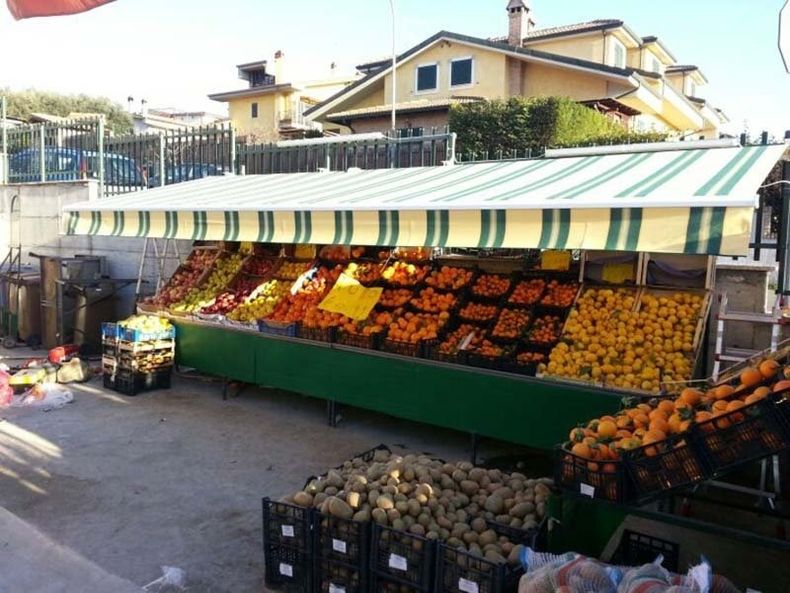 Tenda da sole strutturata