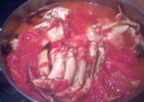 gamberi con sugo di pomodori