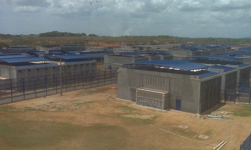carcel en estructuras metalicas