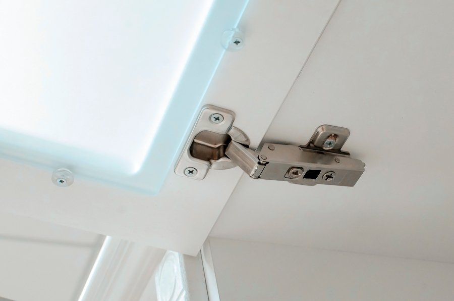 Soft Close Hinges