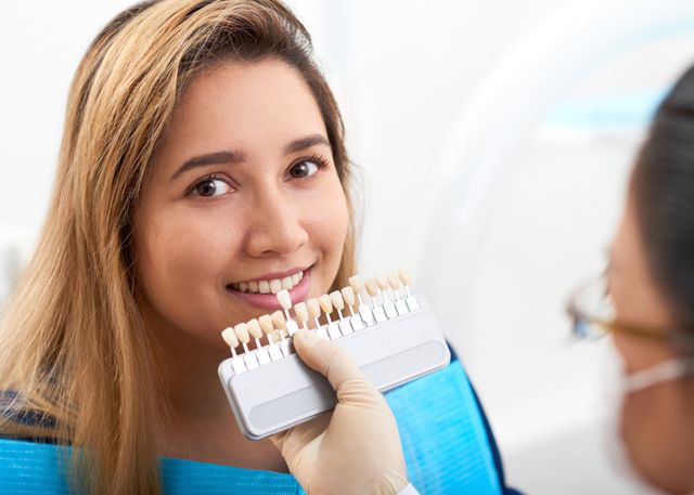 Young Woman Visiting Dentist — Hollywood, FL — Desired DentalMed Services Young Woman Visiting Dentist — Hollywood, FL — Desired DentalMed Services