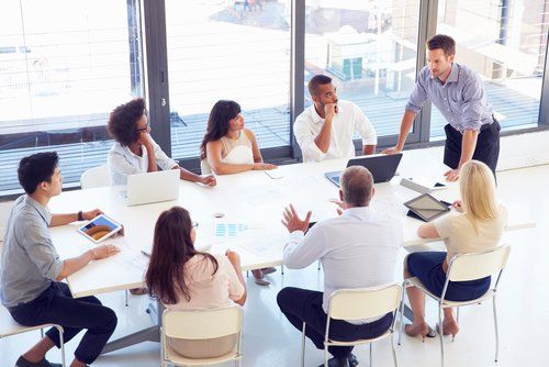 Professional spoken English for effectively participating in meetings at work