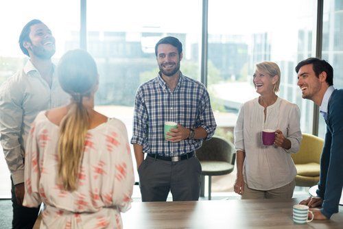 Advanced English for confidence in professional communication and building relationships 