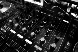 DJ Service / DJ Booking DJ Booking DJ Vermittlung DJ Service