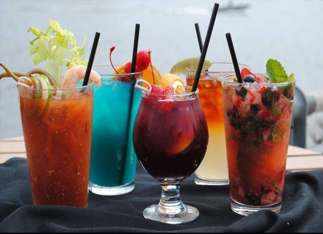Drinks at Fin's Eatery and Spirits Restaurant in New Baltimore, MI
