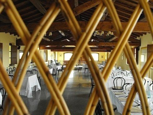 Vista del ristorante dopo il graticcio