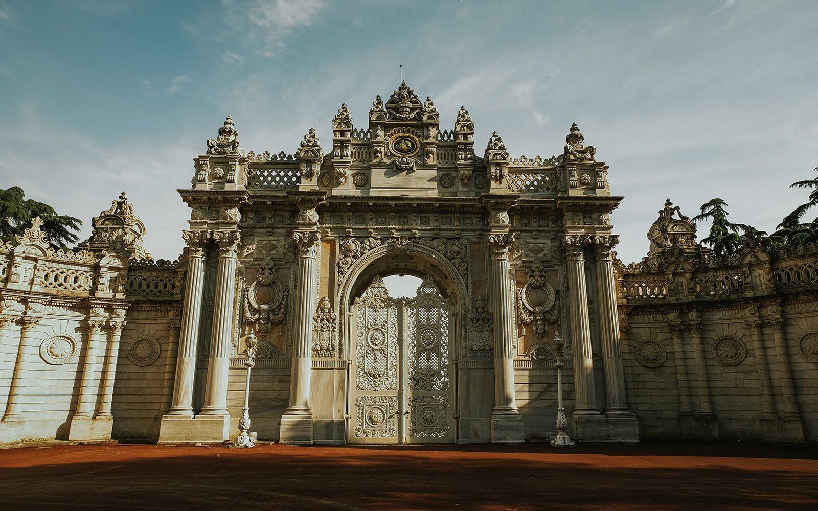 Opera Hotel Bosphorus  , Dolmabahce Sarayi