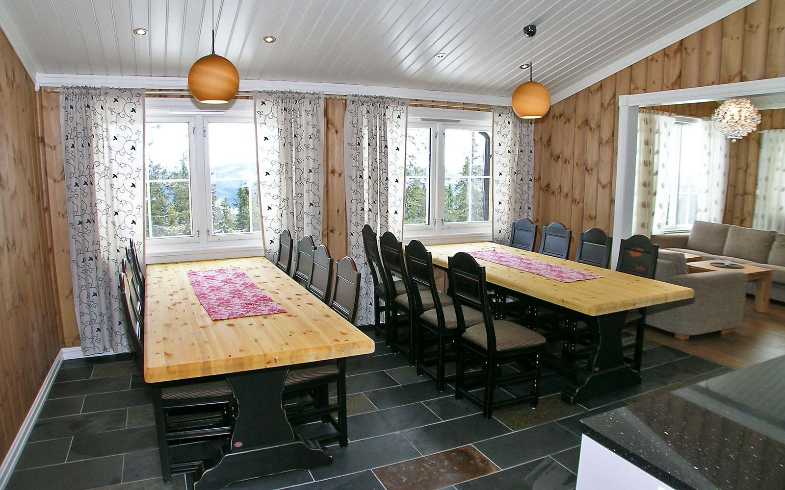 Spisestue Håvi-1 - Sjumilskogen booking Trysil
