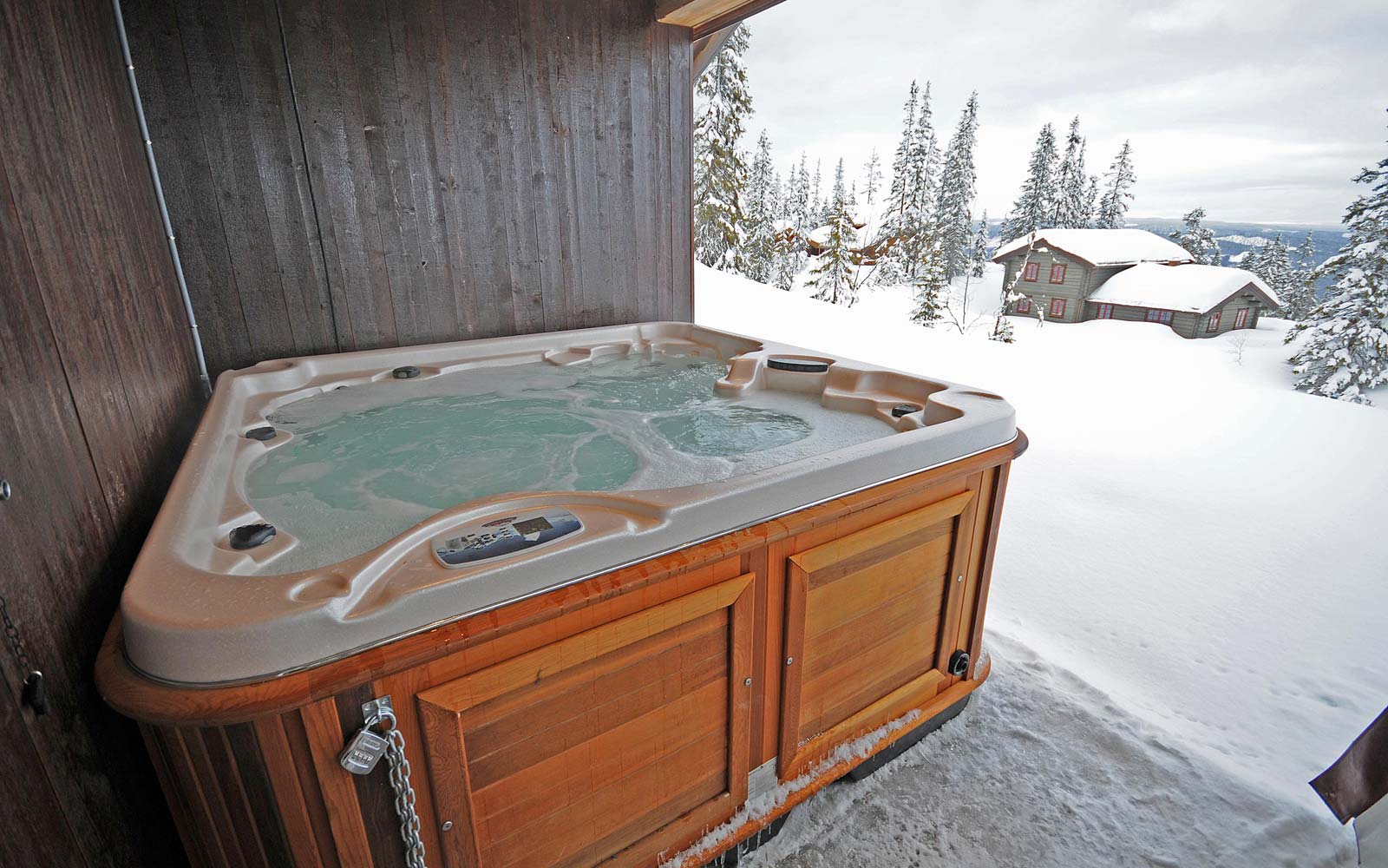 Utendørsbad hytte 830 - Sjumilskogen booking Trysil