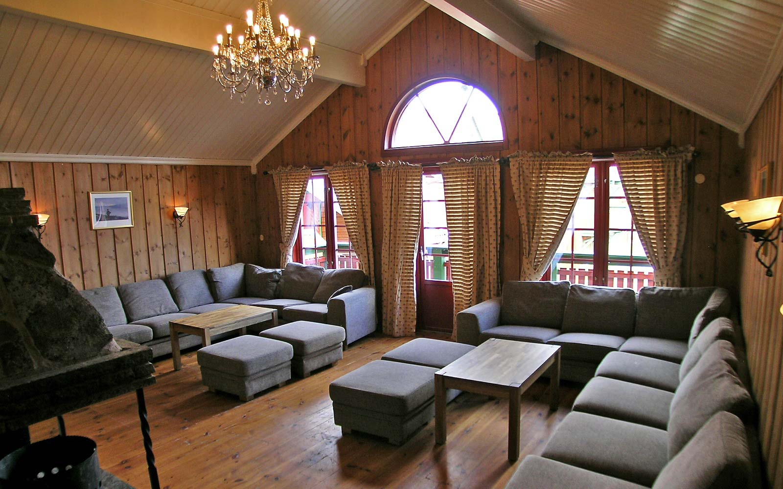 Peisestue hytte Vesleskogen Sjumilskogen booking Trysil