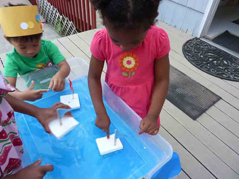 Children making a boat - Preschool in Beaverton, OR