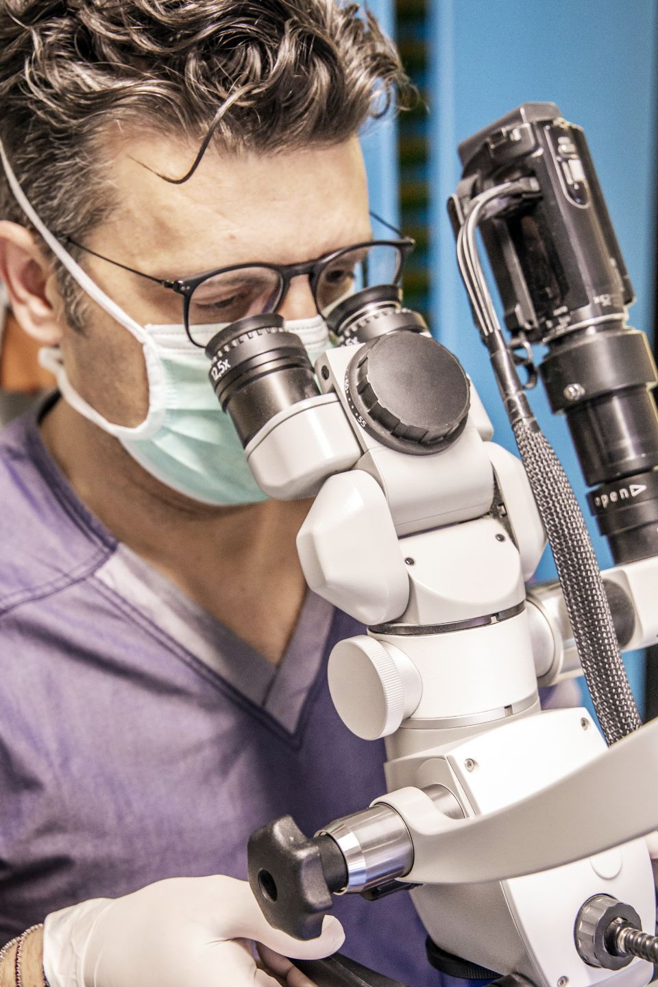 Esame diagnostico presso lo studio dentistico a Cava de Tirreni