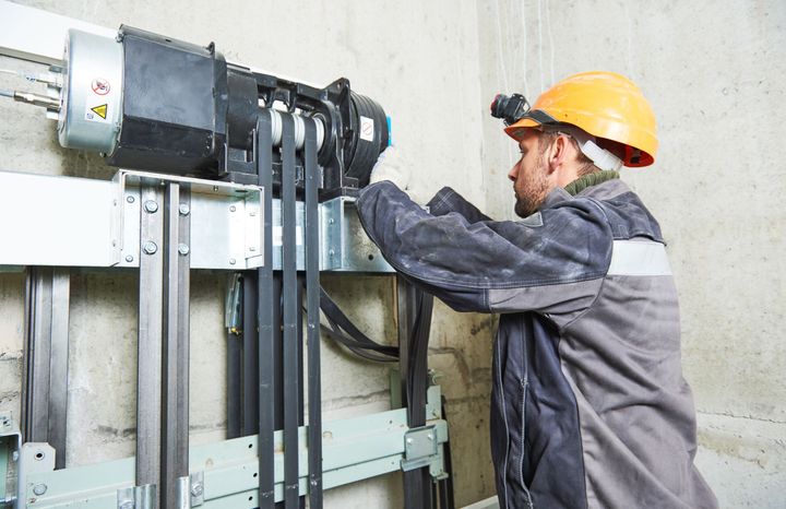 Installazione montacarichi