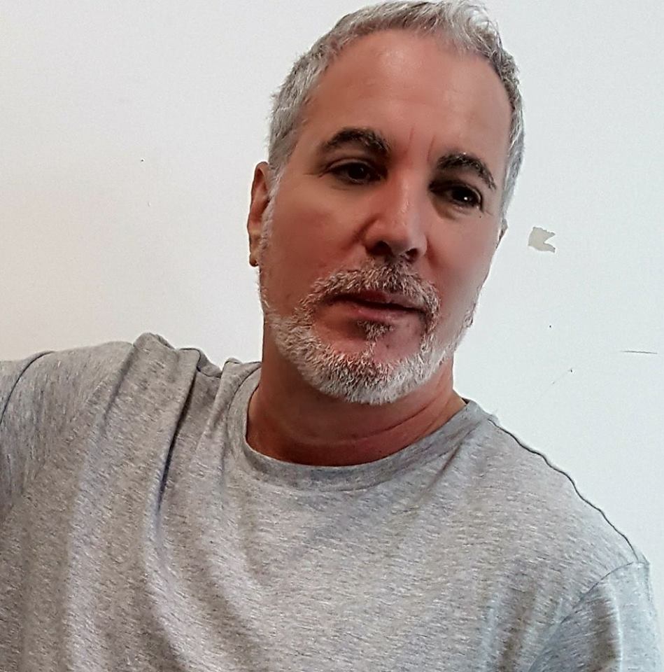 ארז אמירן ממליץ על אביזרי אופנה של גור