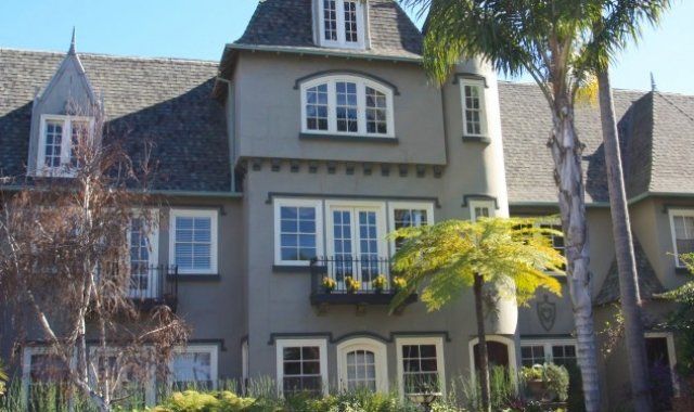 Chateau Lowena