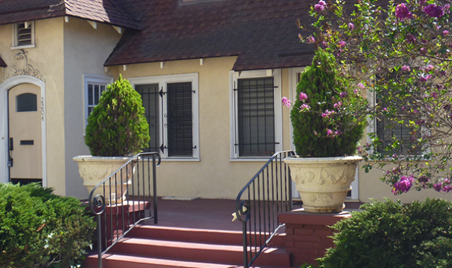 Le Petit Chateau