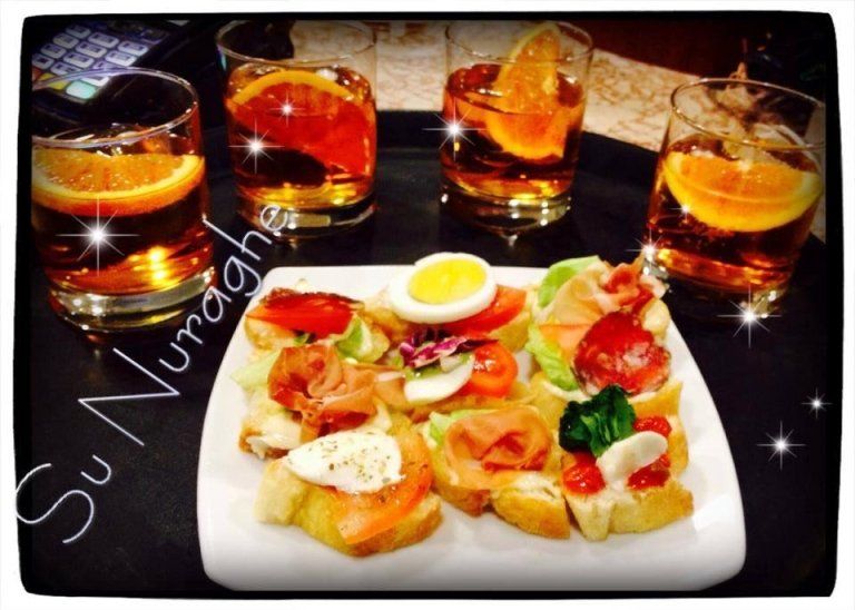 Colazione bar su Nuraghe Pula