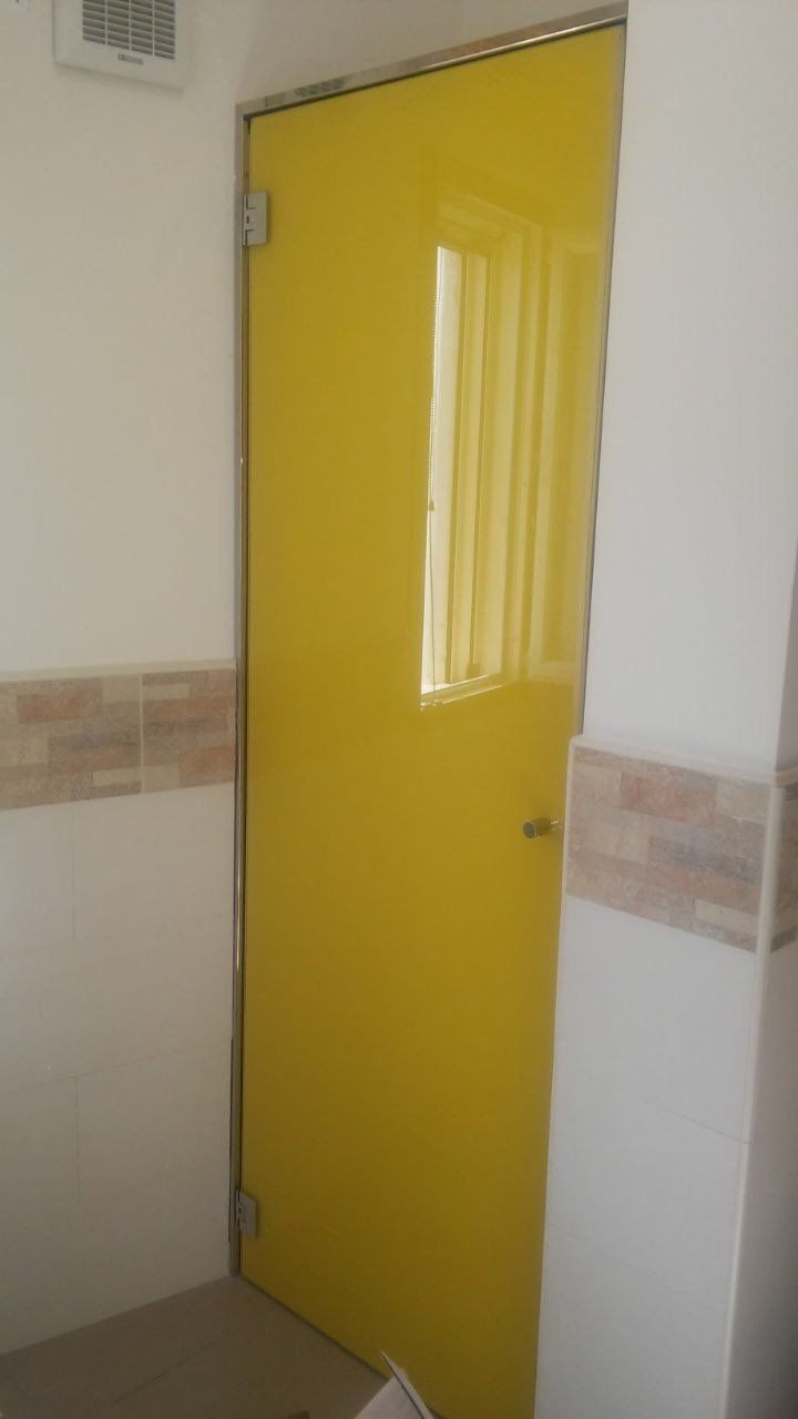 Porta interna in vetro gialla